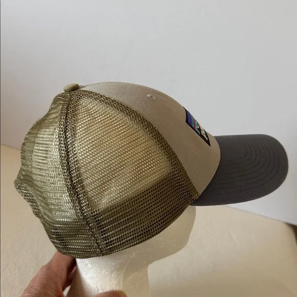 Patagonia trucker ball cap - Picture 4 of 8